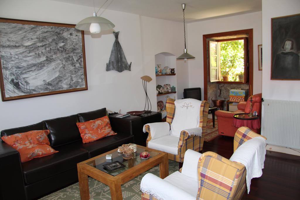 Casa Bernarda Hotel กอร์คูบิญอน ภายนอก รูปภาพ